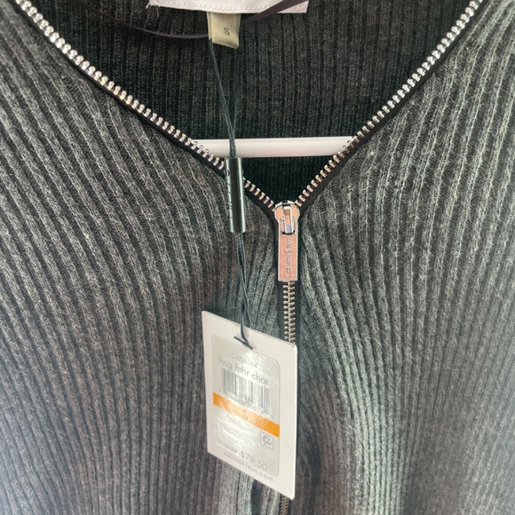 Calvin Klein charcoal sweater. Never worn with tags - Picture 2 of 5